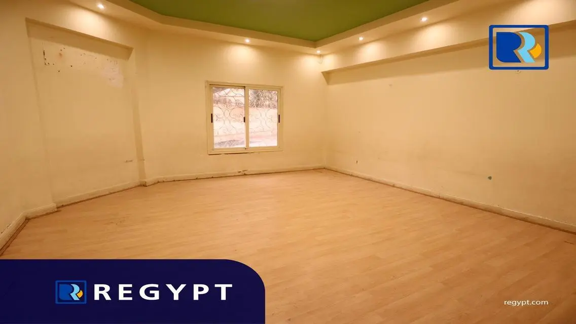 شقة فاخرة بمساحة واسعة - 180000 جنيه