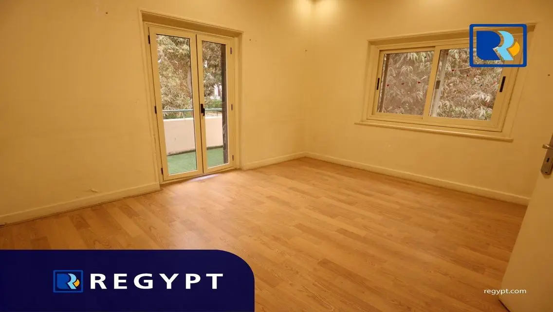 شقة فاخرة بمساحة واسعة - 180000 جنيه