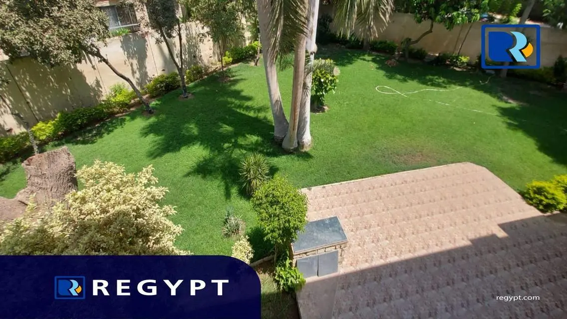 شقة فاخرة بمساحة واسعة - 180000 جنيه