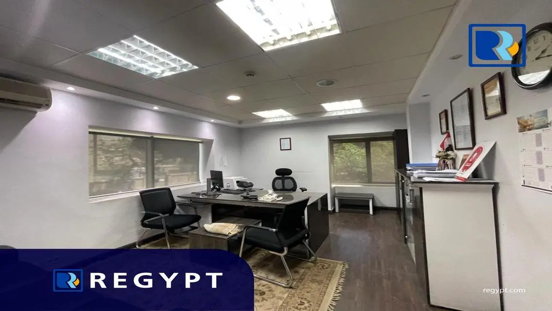 عقار متميز بمساحة 2500 متر مربع