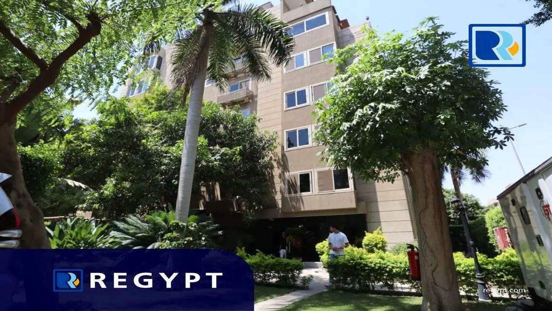 عقار متميز بمساحة 2500 متر مربع