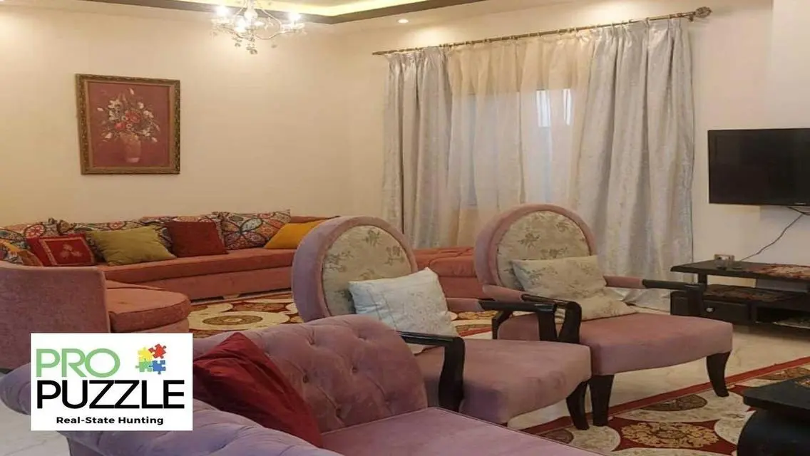 شقة فاخرة للإيجار أو البيع في فيلا ياسمين