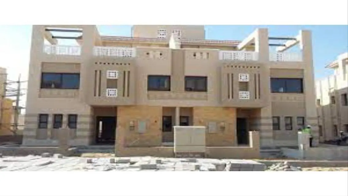 شقة فاخرة بحي مميز