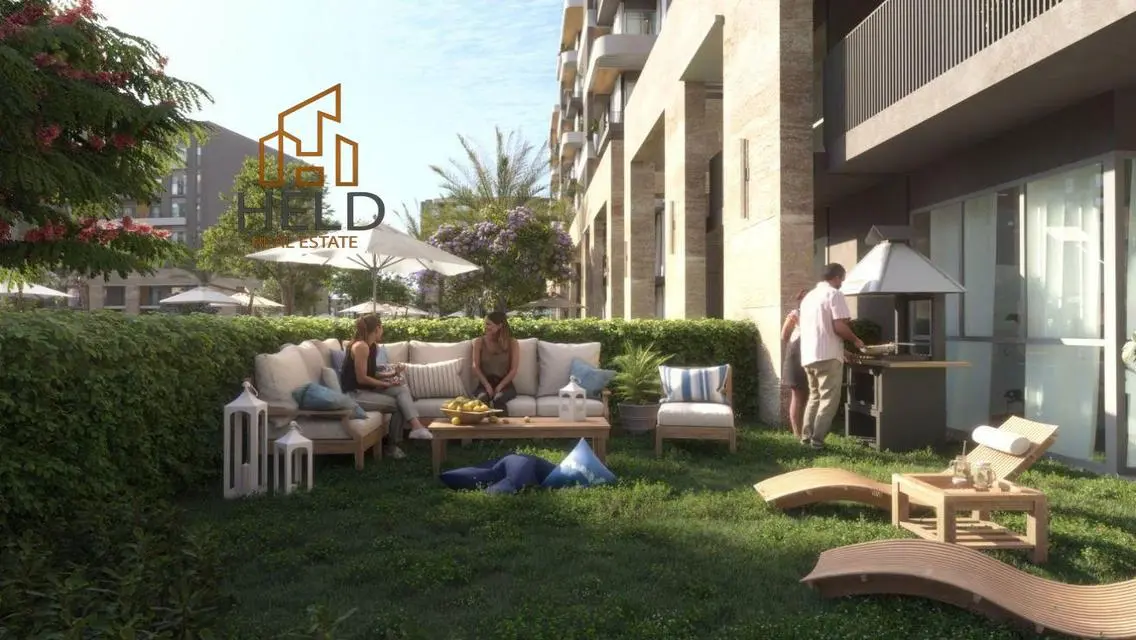 Luxury Villa for Sale - 12 Rooms in the Heart of the City