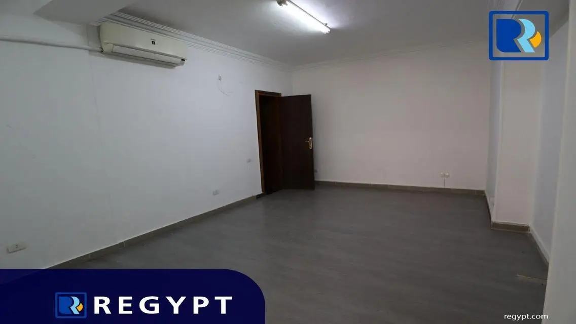 استثمار متميز في عقار بمساحة 800 متر مع غرفة اجتماعات