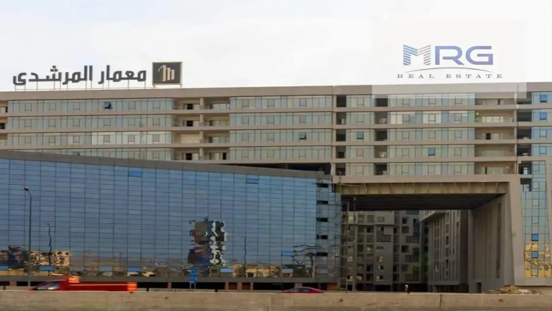 Luxury Apartment of 285 sqm with Balcony and Shared Pool