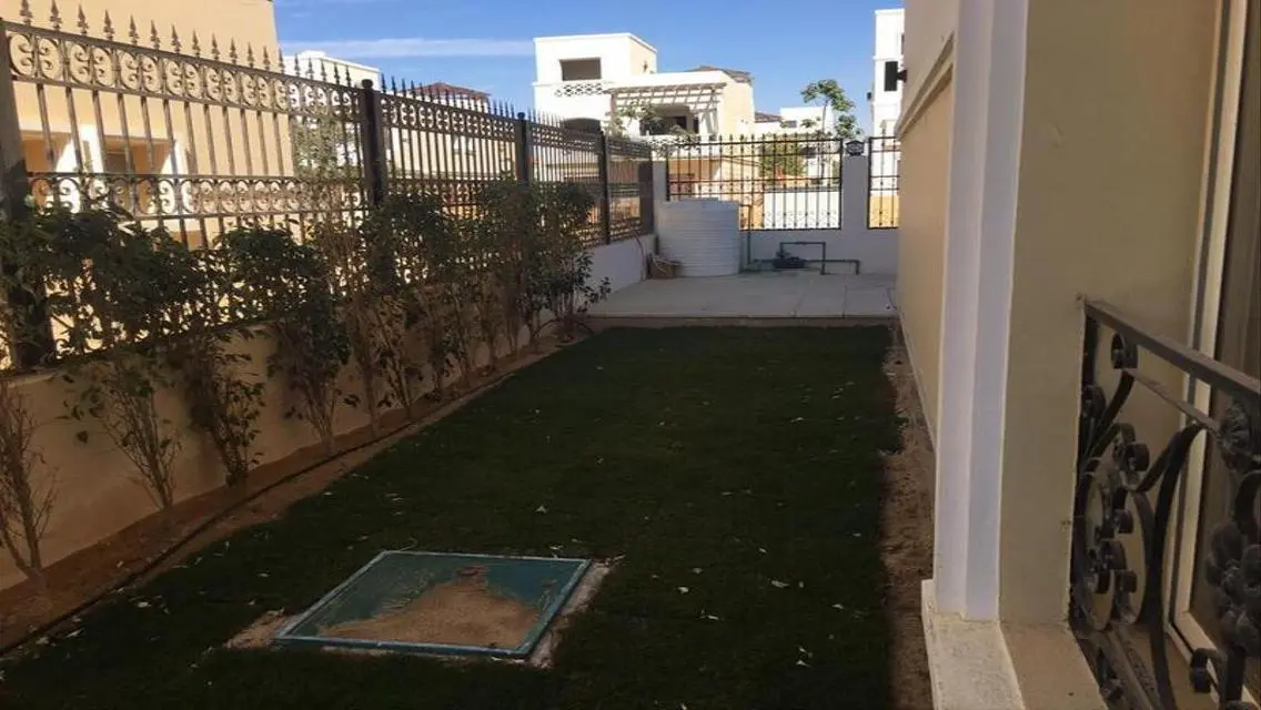 Luxury Villa for Sale with Private Garden and Pool in Prime Location