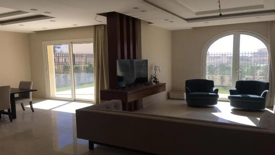 Luxury Villa for Sale with Private Garden and Pool in Prime Location