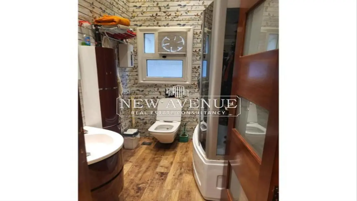 Luxurious Apartment with Spacious Layout in Prime Location