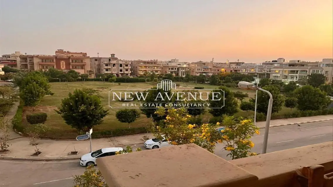 Luxurious Apartment with Spacious Layout in Prime Location
