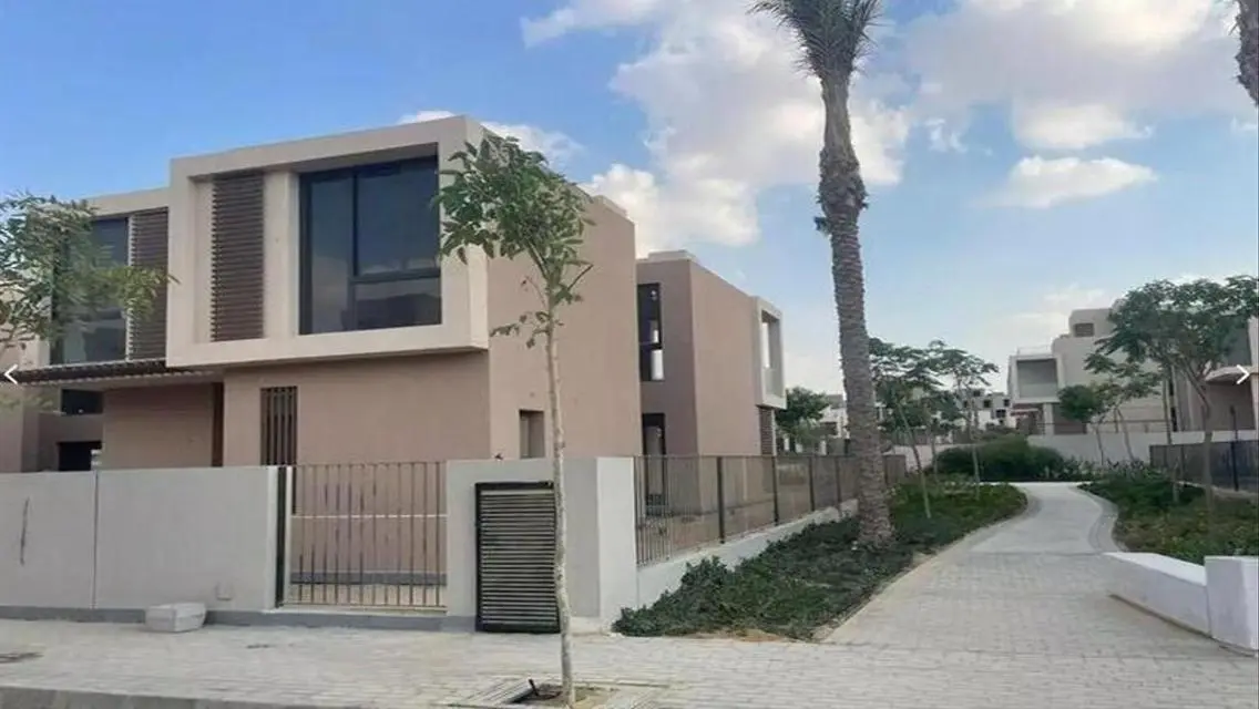 Luxury Villa with Private Garden and Pool in Al Agouza