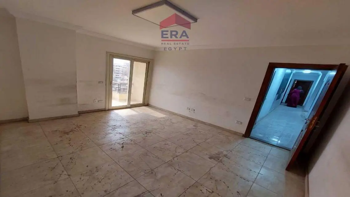 شقة مميزة للإيجار في مصر بسعر 35000