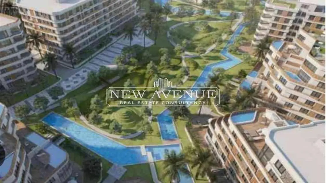 Luxury Villa with Private Garden in the Heart of the City