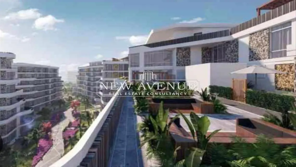 Luxury Villa with Private Garden in the Heart of the City