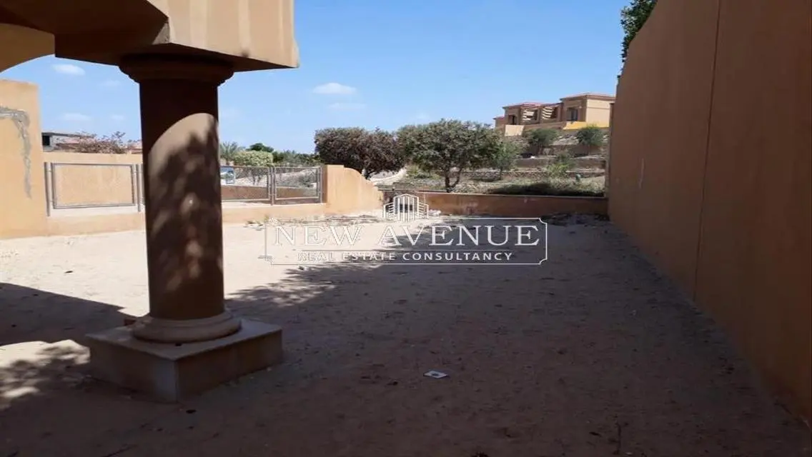 شقة مميزة بمساحة 340 متر وبسعر 18 مليون جنيه