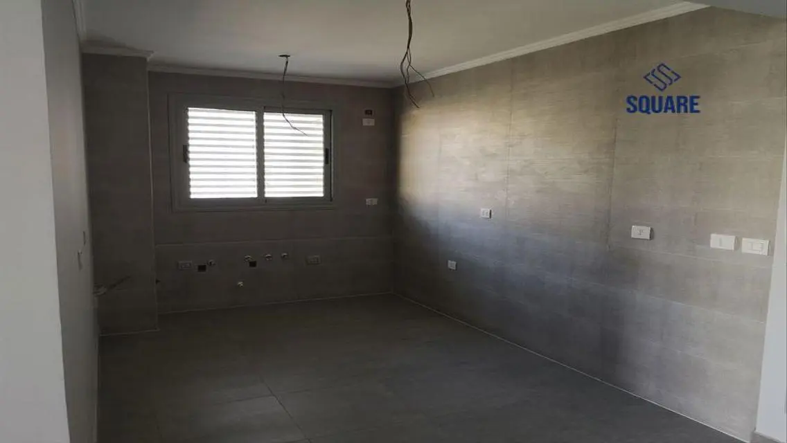 Luxury Apartment in Palm Parks 210-34