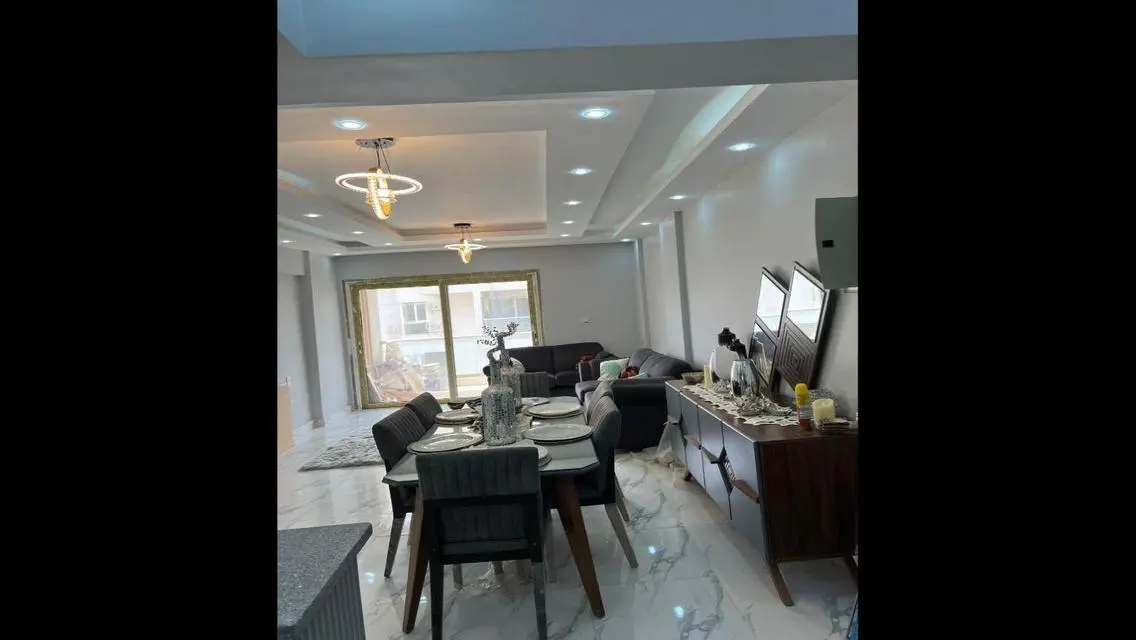 Luxury Apartment in Club Park