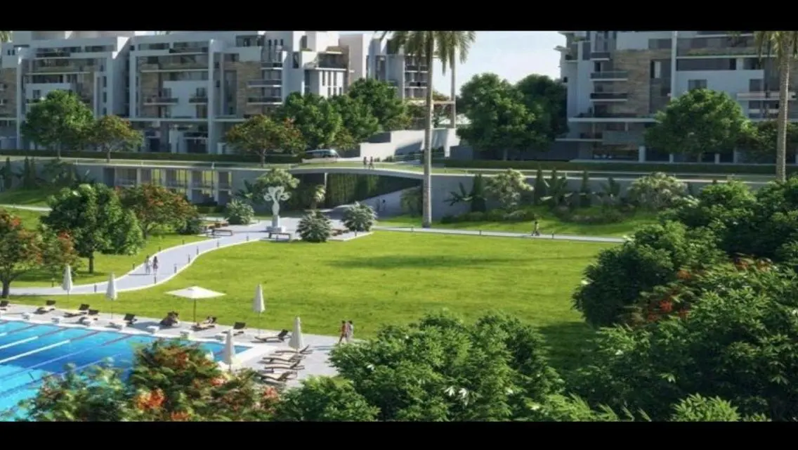 Luxury Apartment in Club Park