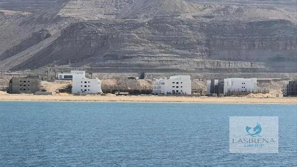 فيلا فاخرة للبيع في قلب المدينة