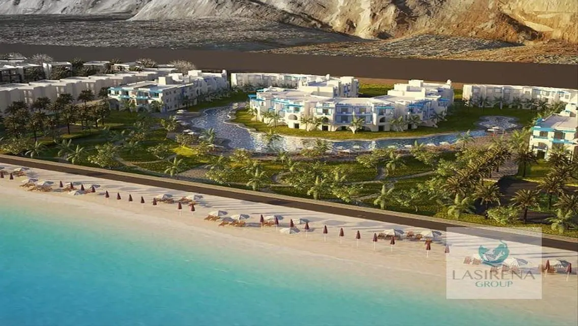 فيلا فاخرة بمسبح خاص وحديقة خاصة