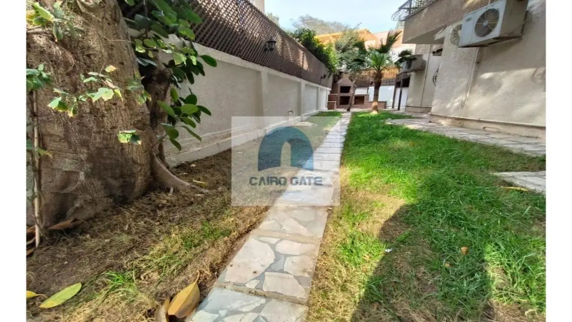 منزل حديث للبيع - 3 غرف نوم - 2100 متر مربع
