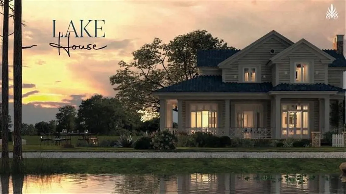 Luxury Villa with Private Garden and Pool