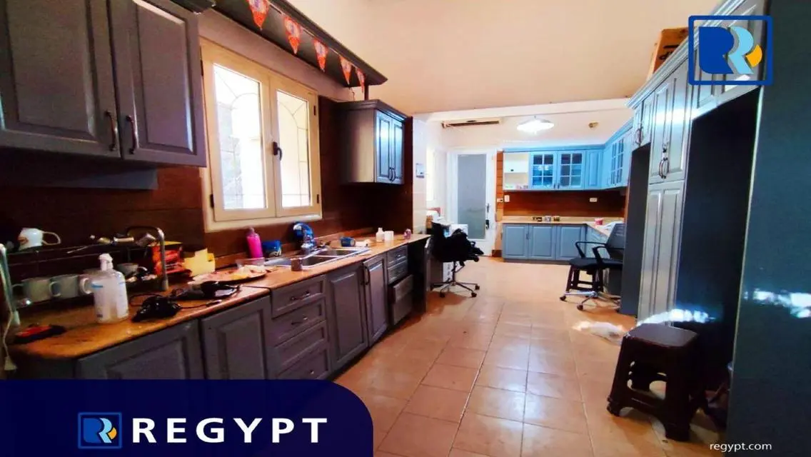 فرصة استثمارية في عقار فاخر بسعر مغري