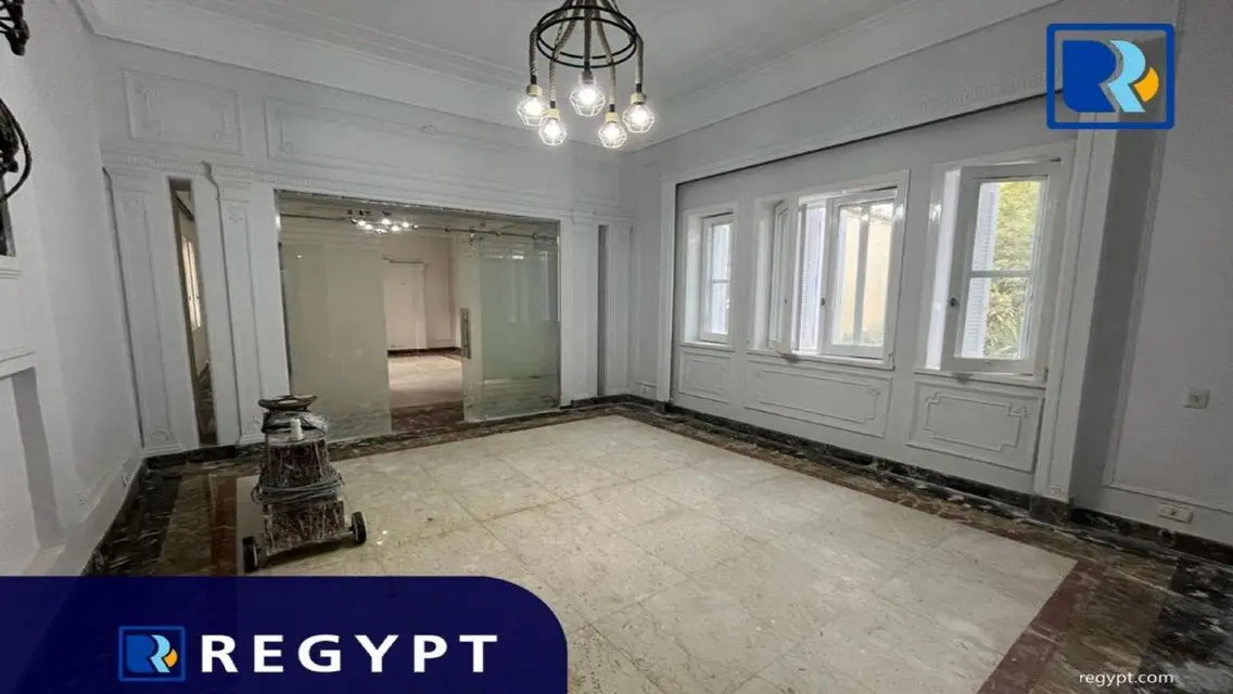فرصة استثمارية في عقار فاخر بسعر مغري