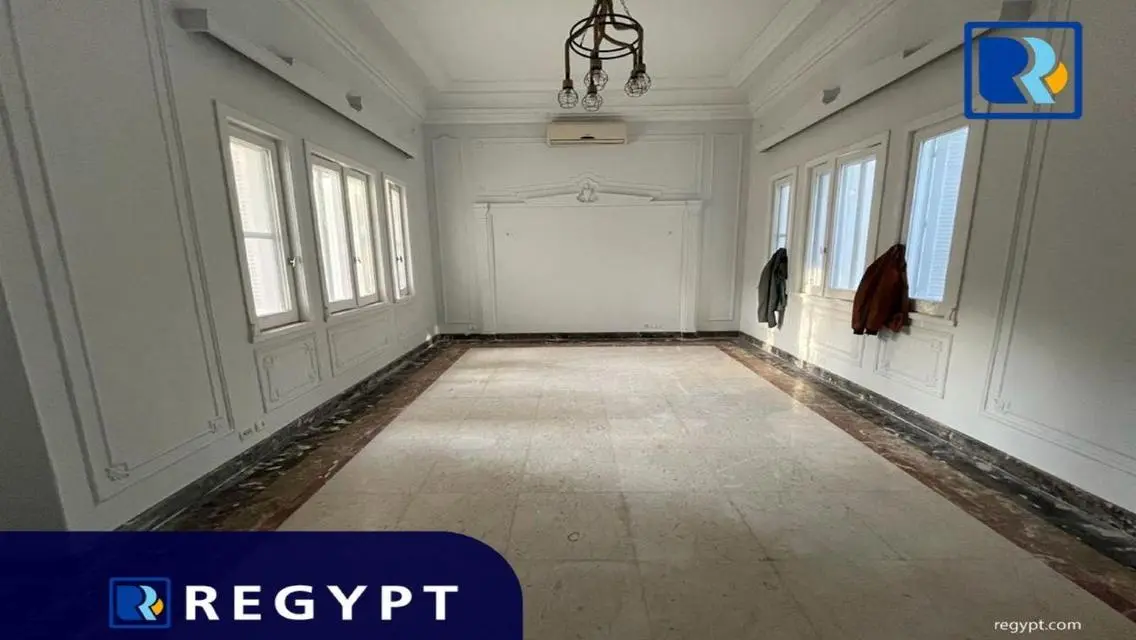 فرصة استثمارية في عقار فاخر بسعر مغري