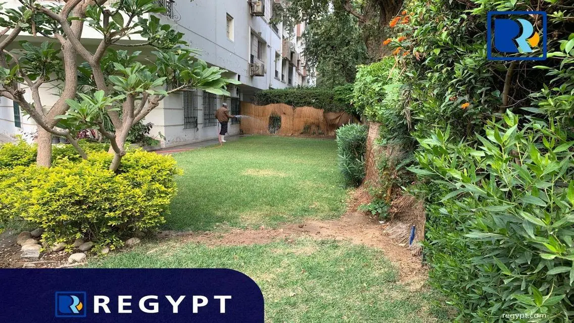 شقة رائعة للبيع بمساحة 250 متر