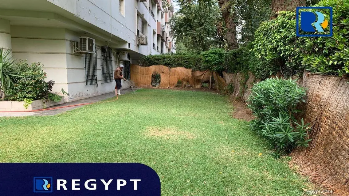 شقة رائعة للبيع بمساحة 250 متر