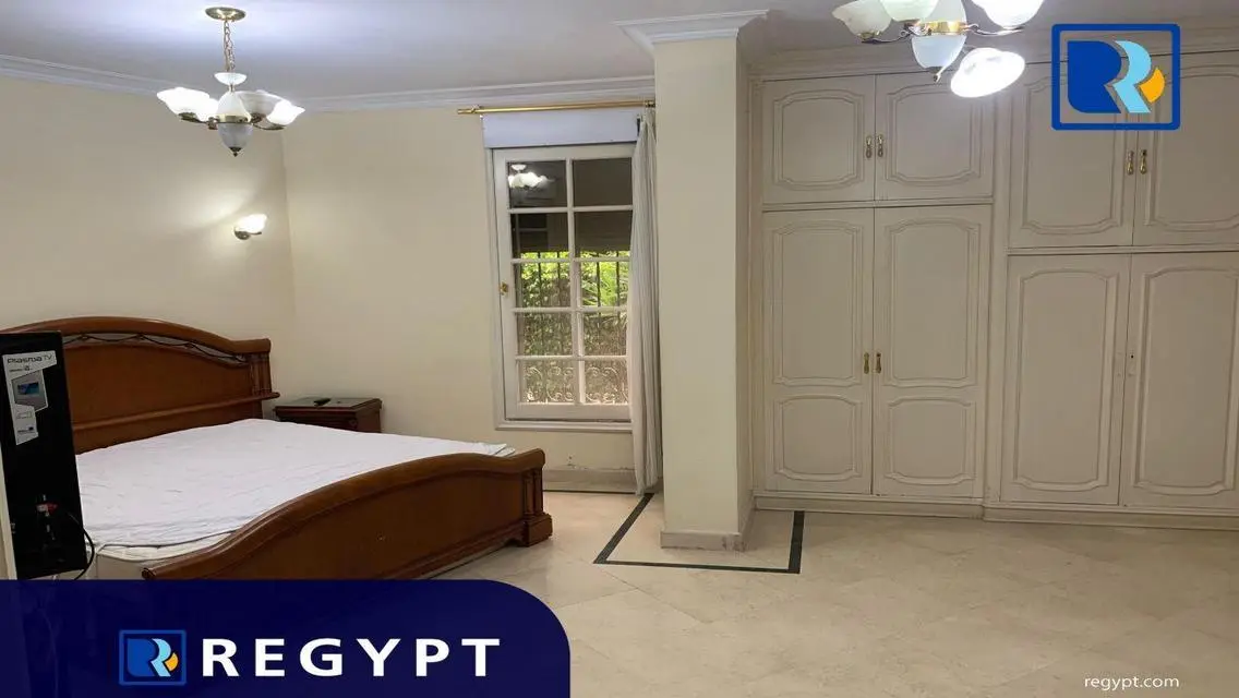 شقة رائعة للبيع بمساحة 250 متر
