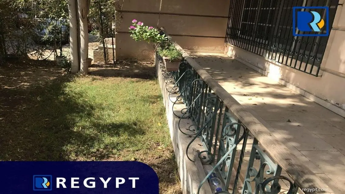 شقة رائعة للبيع بمساحة 250 متر