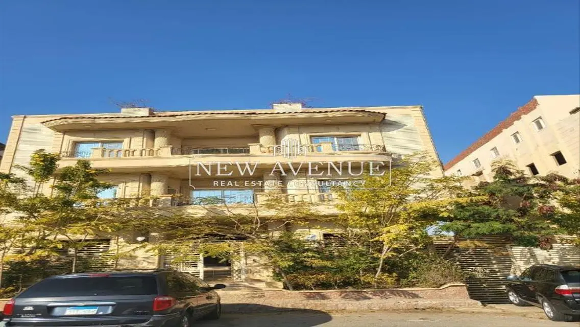Luxurious Apartment for Sale - 1750 Sq M