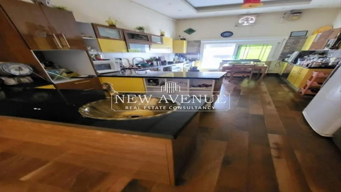 Luxurious Apartment for Sale - 1750 Sq M