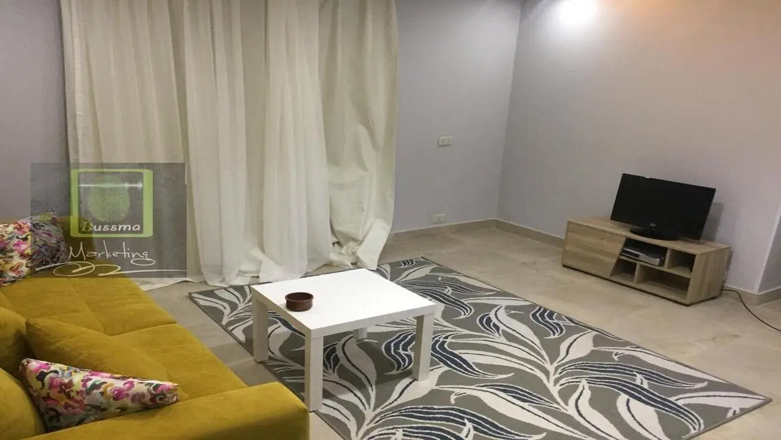 شقة مميزة بحديقة خاصة