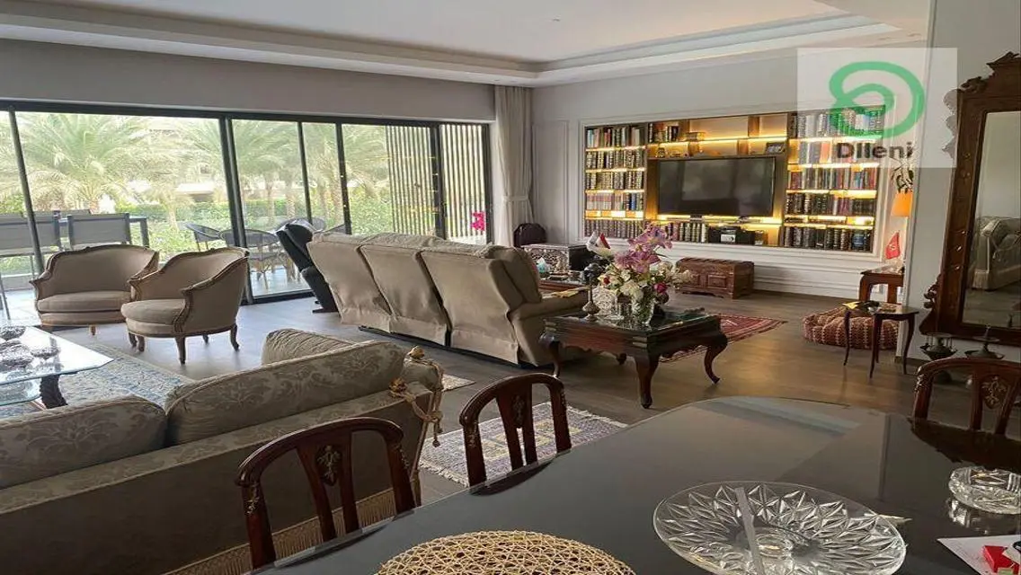 Luxury Apartment in Lake View Residence - Stunning Lake View