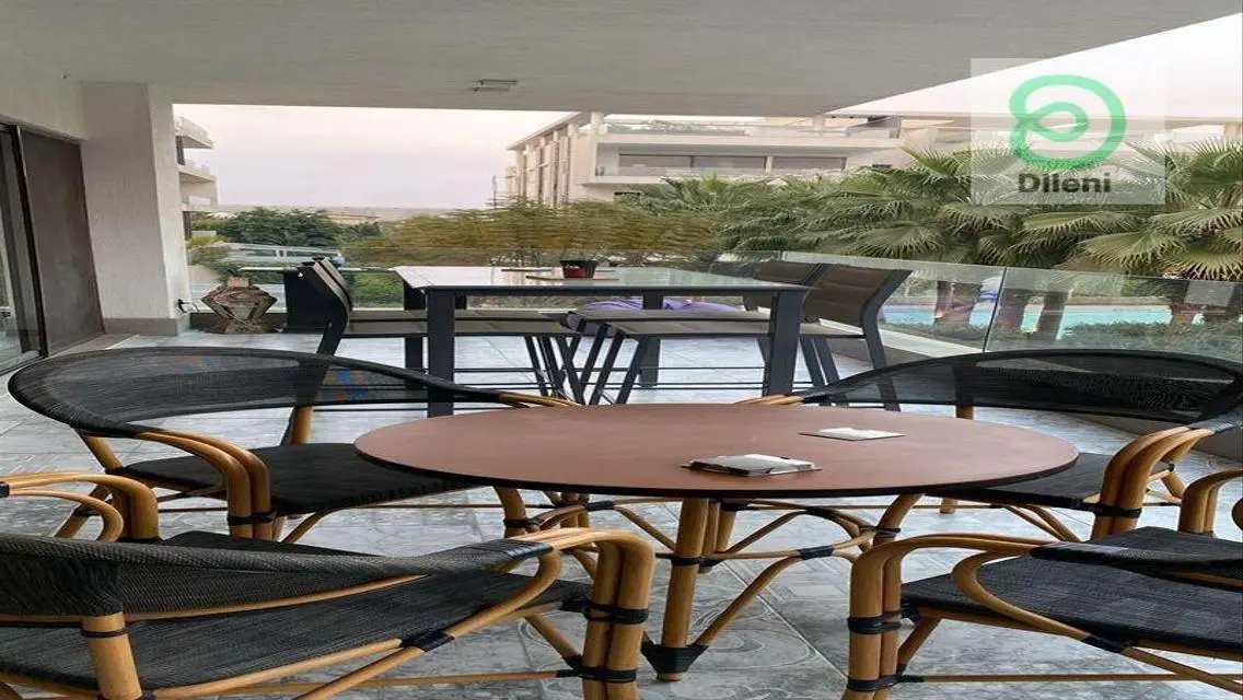 Luxury Apartment in Lake View Residence - Stunning Lake View