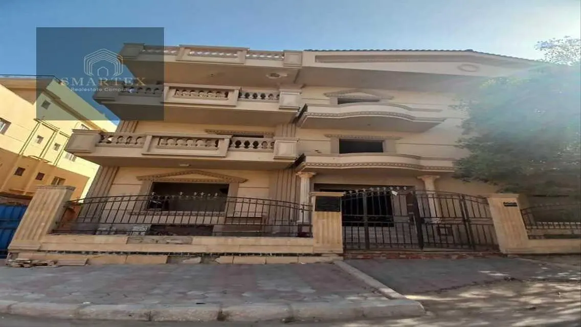 Luxury Villa with Private Garden in Prime Location