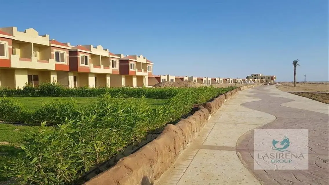 فيلا فاخرة للبيع بمساحة واسعة