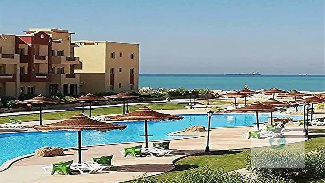 فيلا فاخرة للبيع بمساحة واسعة