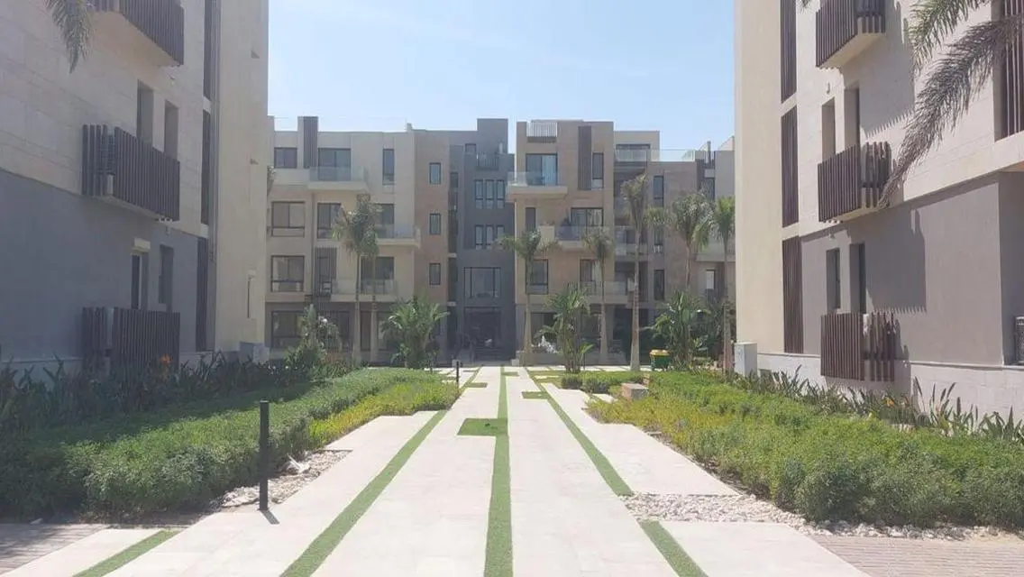 Luxury Villa for Sale with Spacious Design and Great Amenities