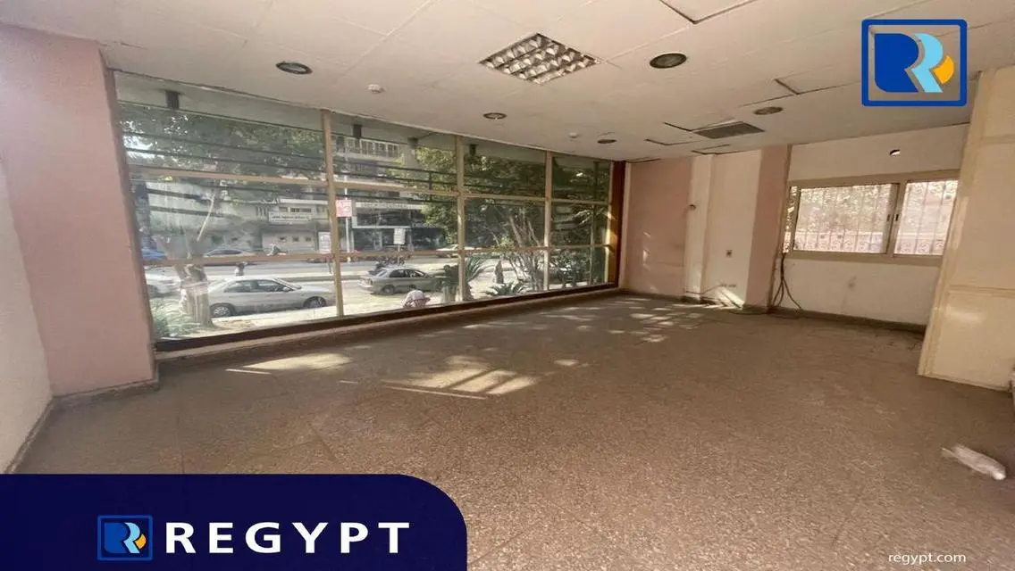 شقة في ت4ب مساحة 1650 متر للبيع