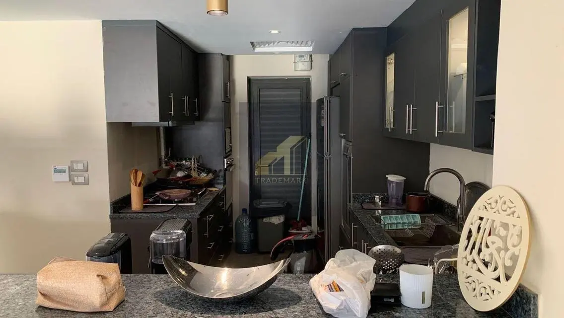 Luxurious Apartment for Sale with Stunning Lake View