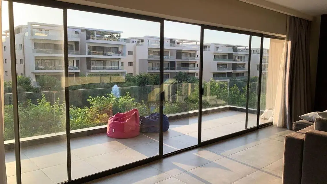 Luxurious Apartment for Sale with Stunning Lake View