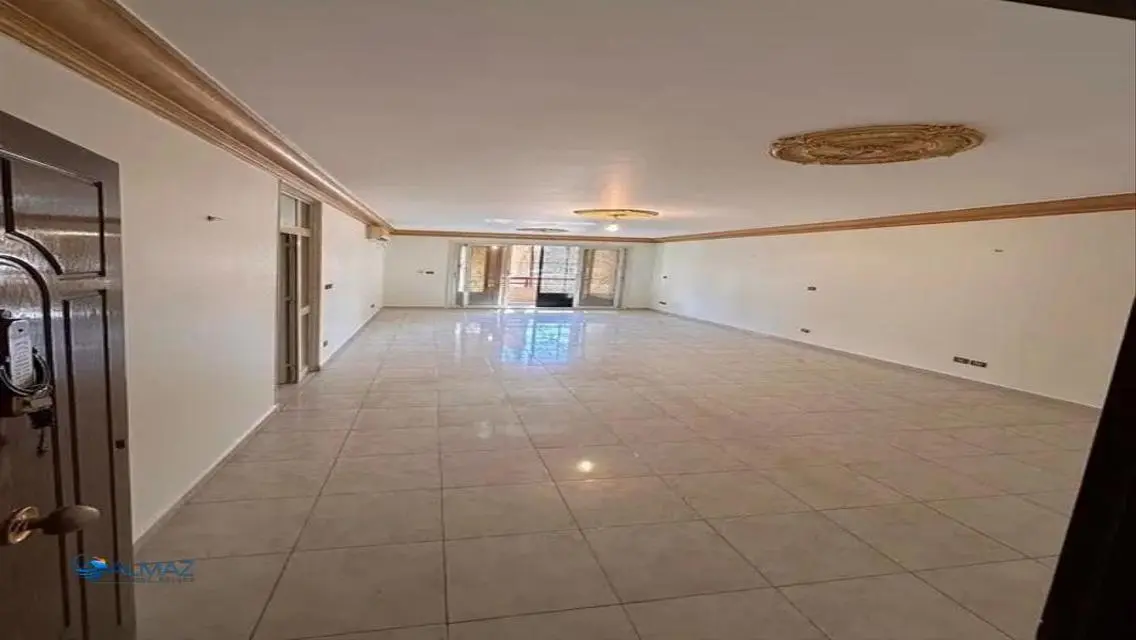 شقة رائعة للإيجار في قلب المدينة