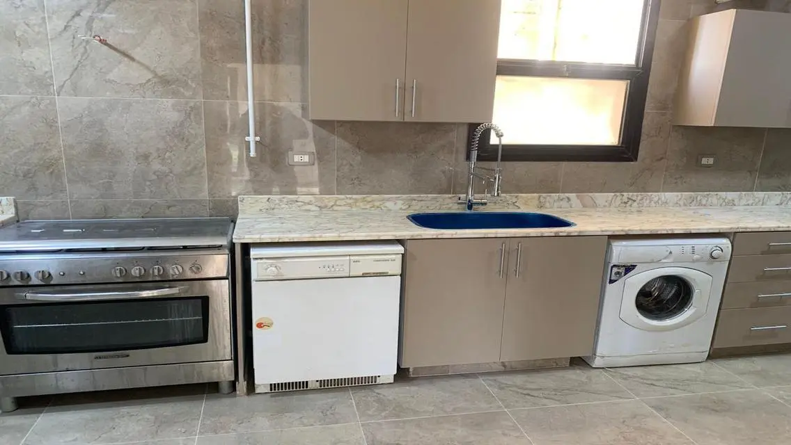 Luxury Apartment in Eastown with Stunning Views