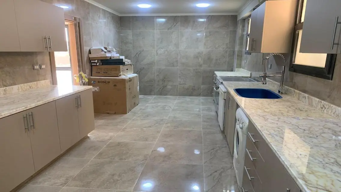 Luxury Apartment in Eastown with Stunning Views