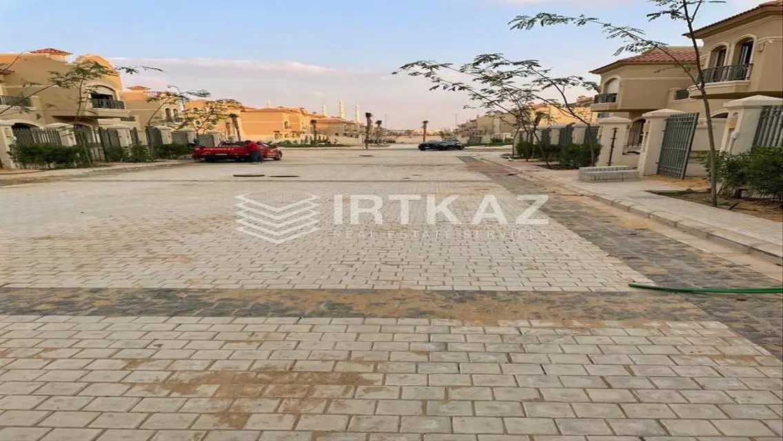 Luxury Villa with 300 sq. meters