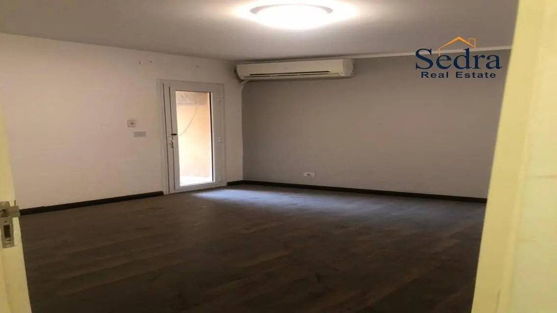 فيلا فاخرة للبيع في القاهرة الجديدة